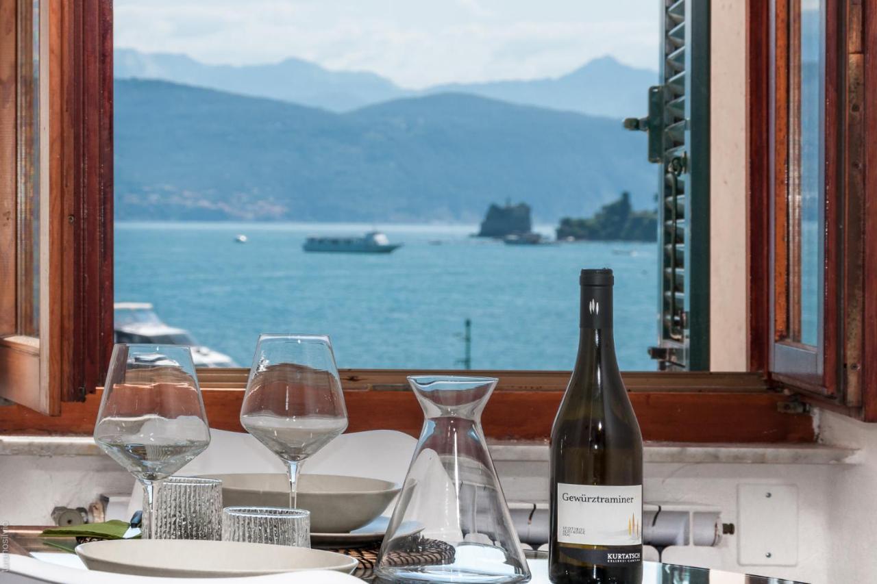 Sea View Apartment In Front Of The Sea ปอร์โตเวเนเร ภายนอก รูปภาพ