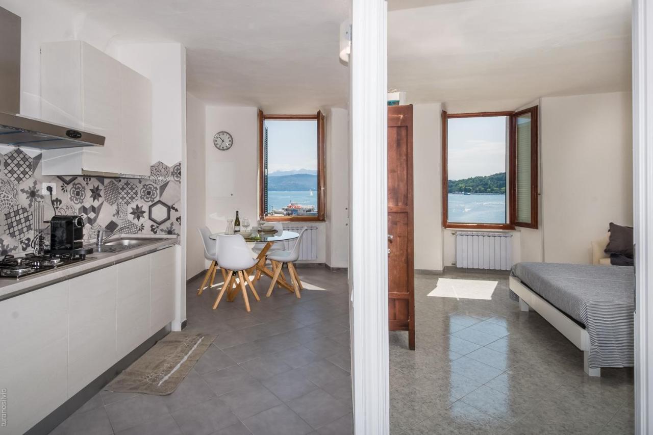 Sea View Apartment In Front Of The Sea ปอร์โตเวเนเร ภายนอก รูปภาพ